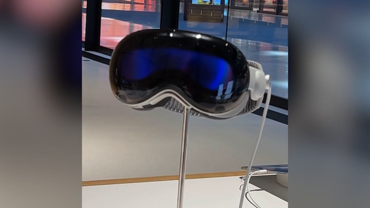 We were among the first in the UK to try Apple Vision Pro - here are 3 cool things it can do