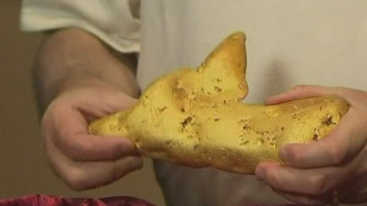 Scientists discover unexpected process that can turn quartz into huge gold nuggets