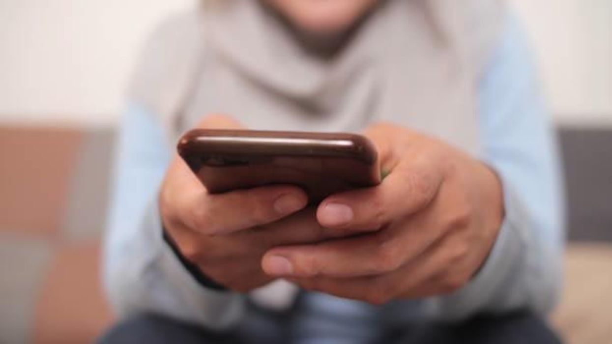 'Lifechanging' phone spacebar hack is blowing the internet's mind