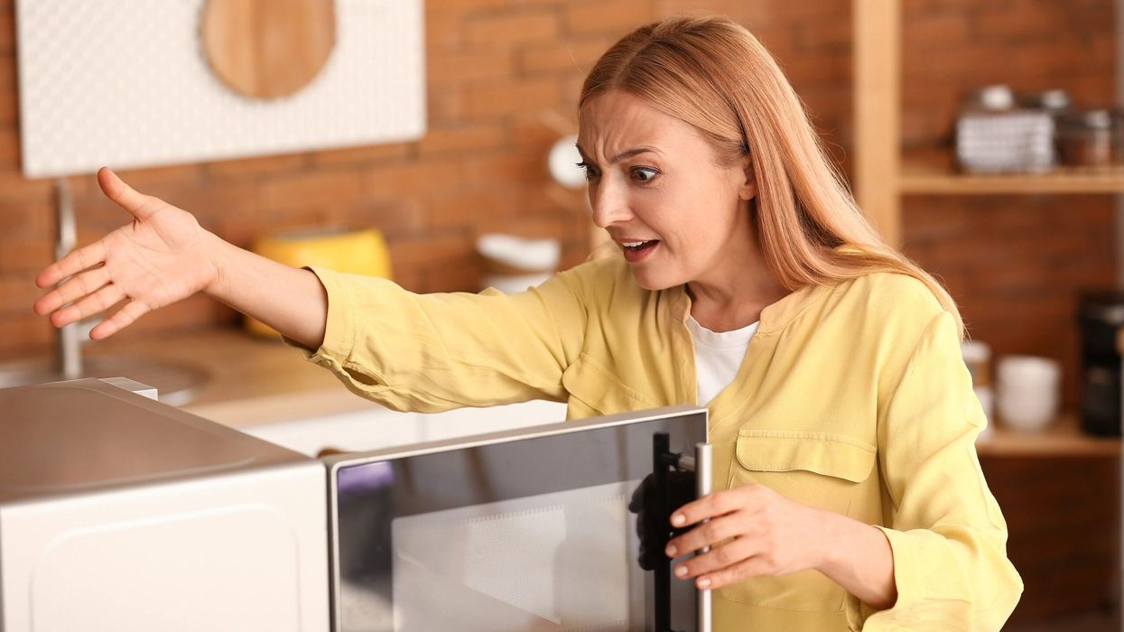 The foods you should never, ever microwave - according to a health expert