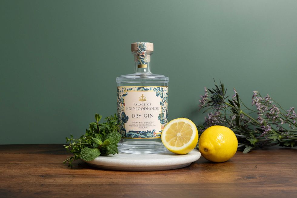 Gin made with botanicals from Palace of Holyroodhouse launched