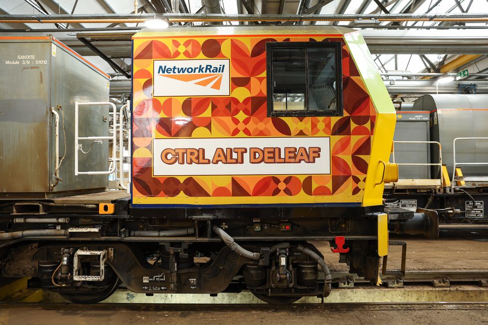 Train named Ctrl Alt Deleaf to tackle leaves on the line