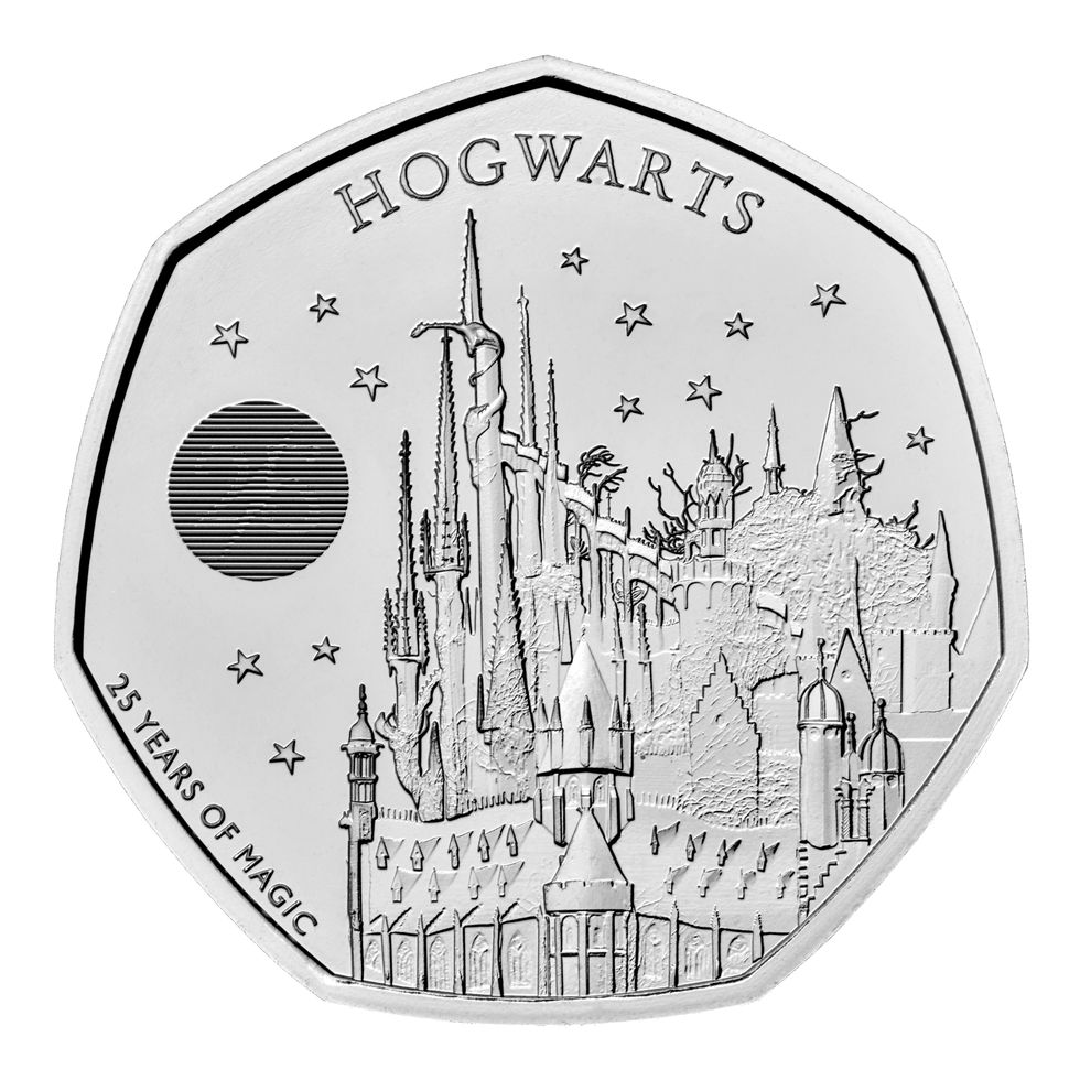 Royal Mint unveils ‘magical’ Hogwarts coin to conclude Harry Potter collection