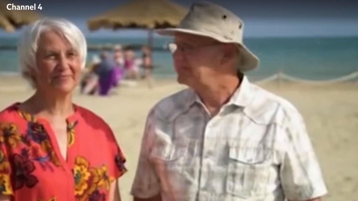A Place In The Sun host stunned as couple make history with super low budget