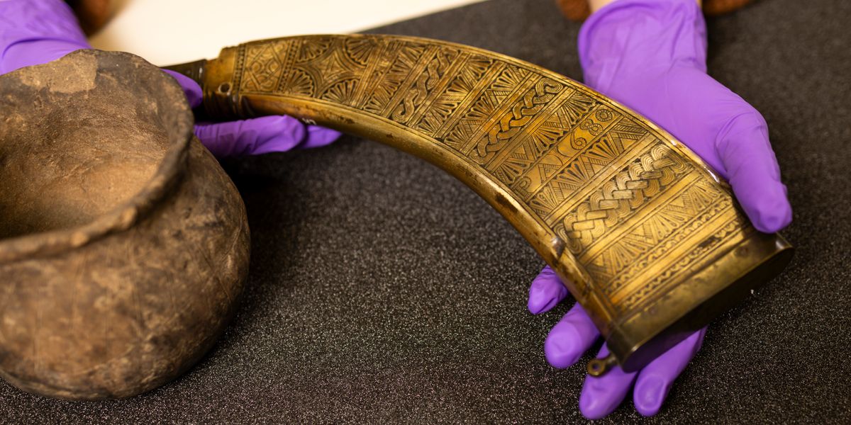 Welsh Objects Stories behind museum’s Gaelic objects to be told in new project | indy100
