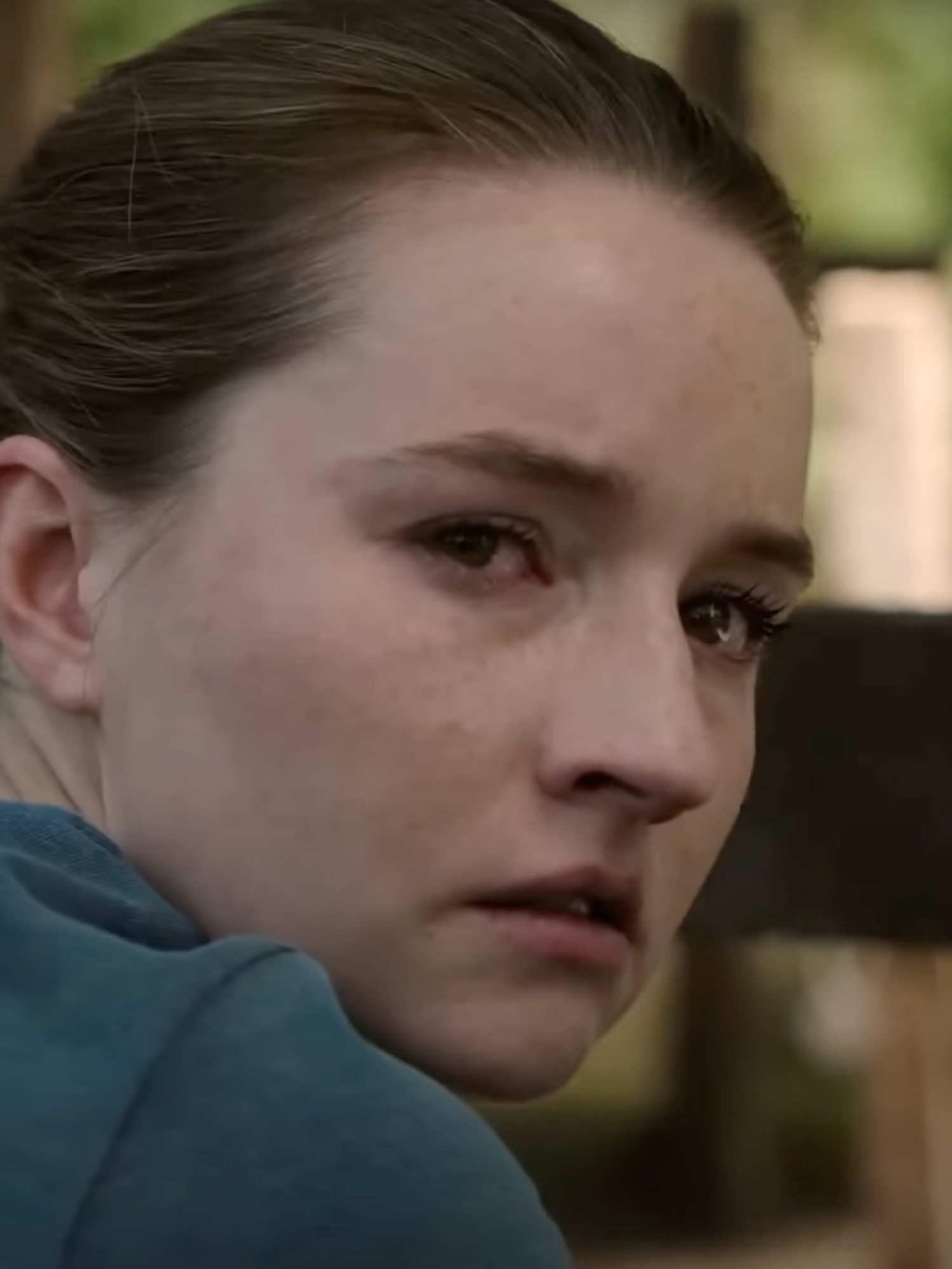 A screenshot of Kaitlyn Dever as Abby in HBO's adaptation of The Last of Us
