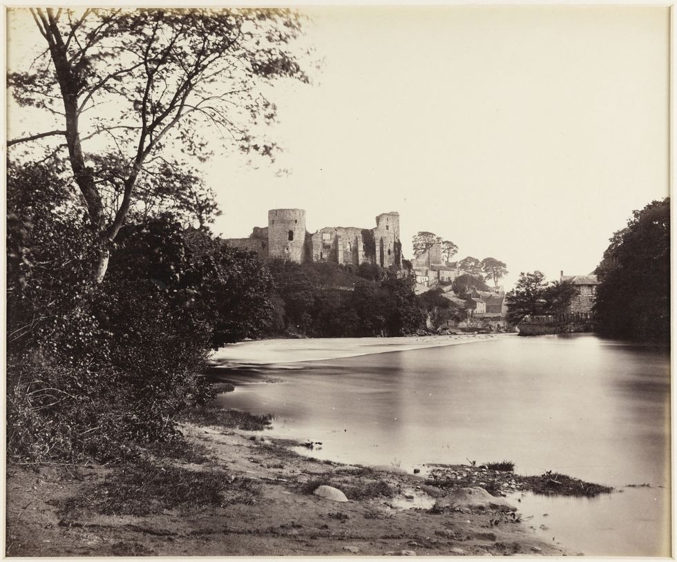 Historic England acquires over 8,000 photographs offering ‘glimpse into past’