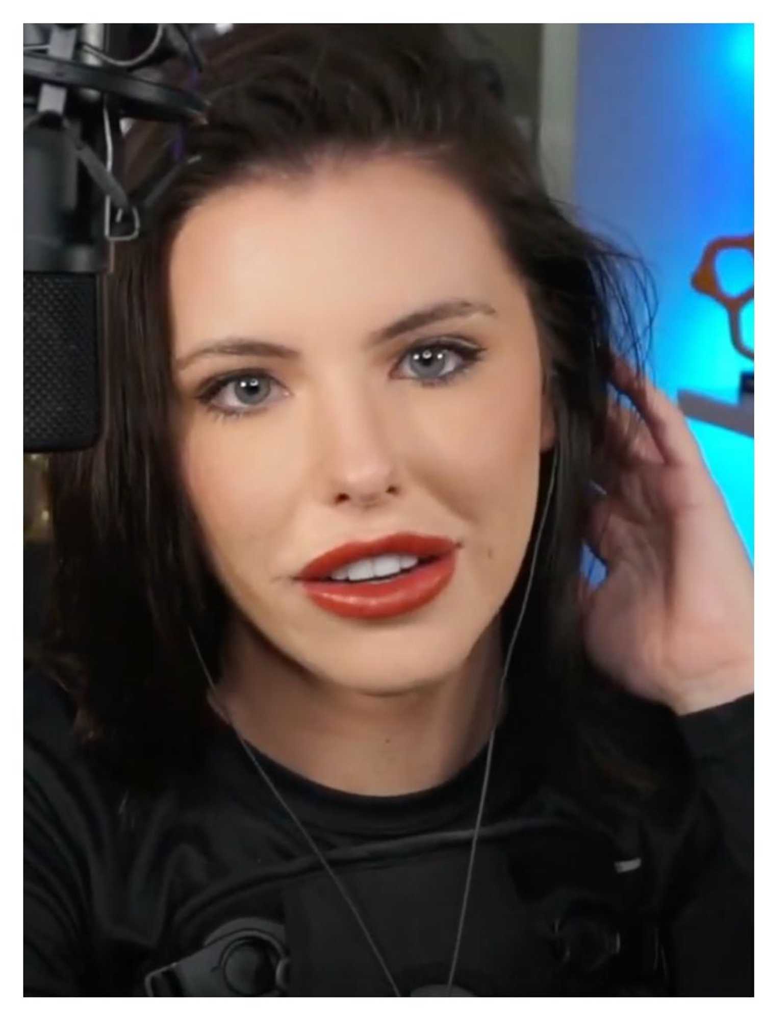 Adin Ross wants change to hot tub streams and Adriana Chechik is mad