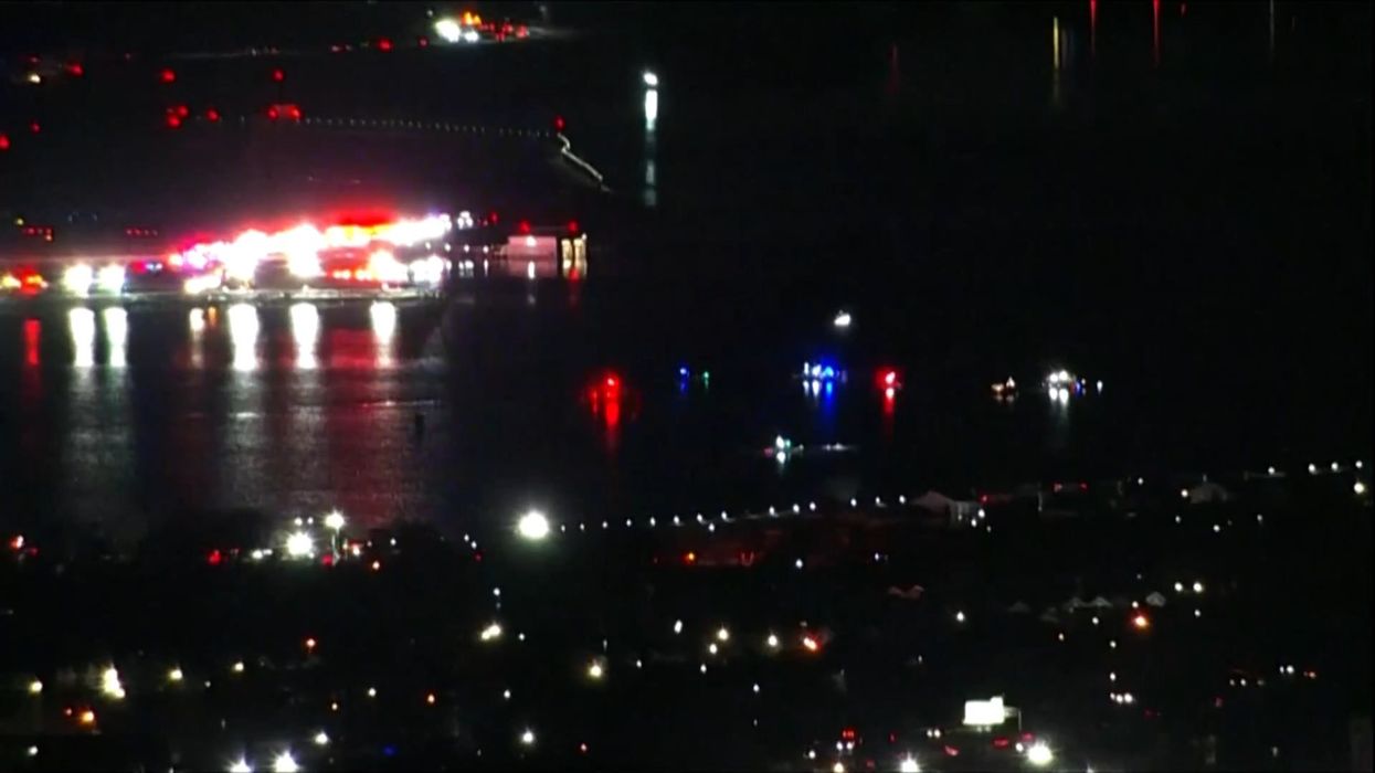 Chilling reaction to American Airlines helicopter crash heard in air traffic control audio