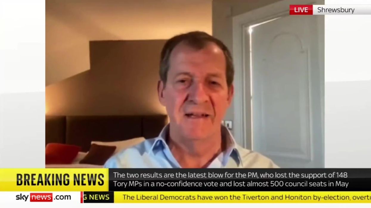 Alastair Campbell brands Boris Johnson a 'useless, lying crook'
