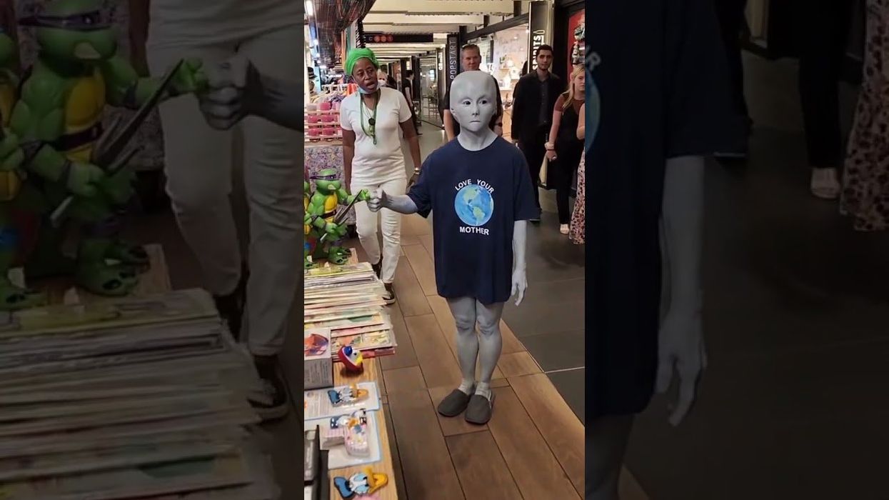 'Alien' seen walking around on New York subway in creepy viral footage