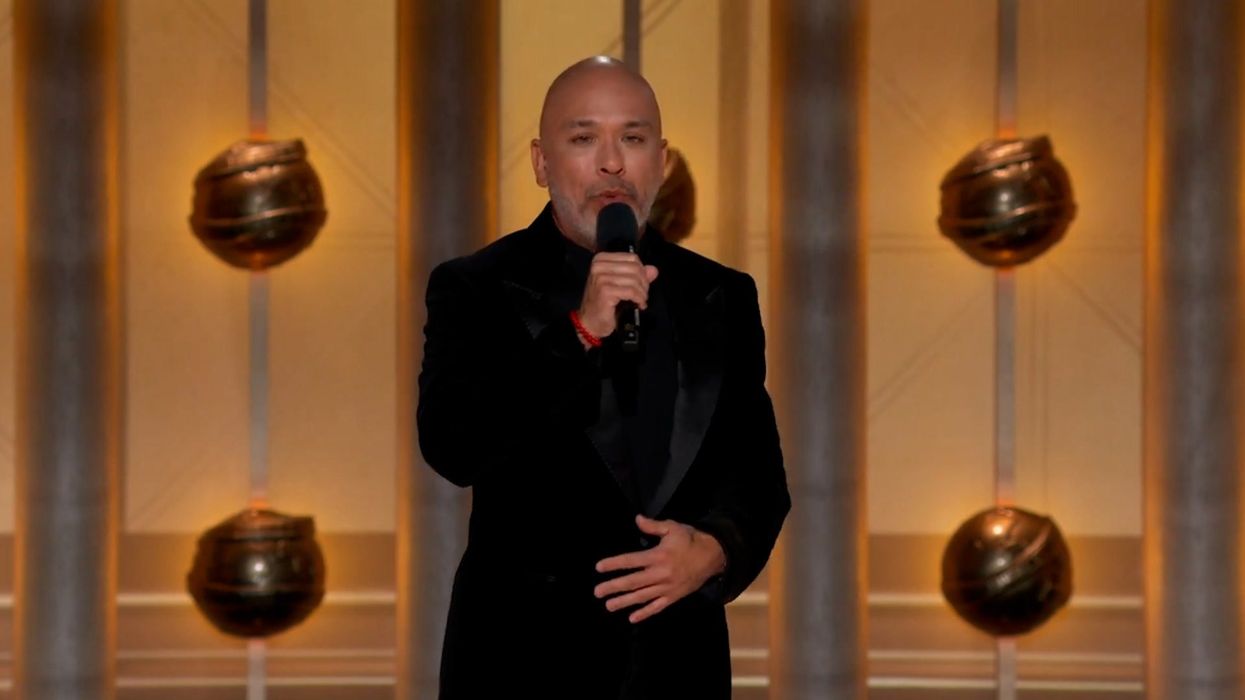 Every time Golden Globes host Jo Koy's jokes completely flopped