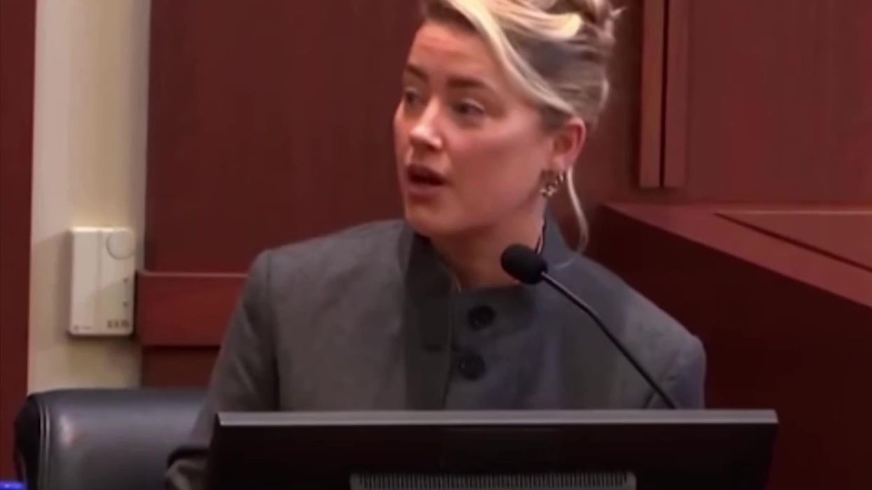 Detective breaks down Johnny Depp and Amber Heard's body language during trial