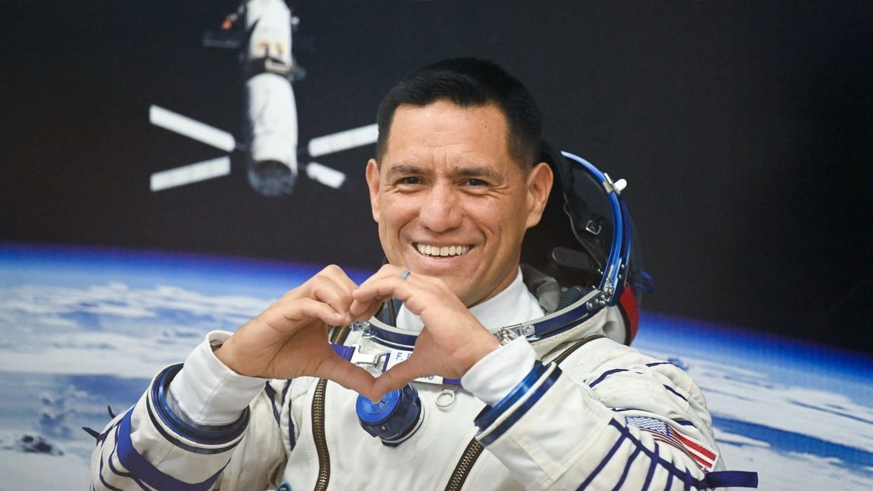 Nasa astronaut responds to bullied child in wholesome TikTok clip