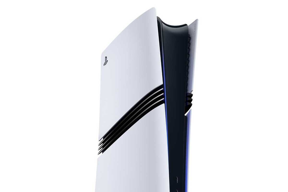 An official product image of the PS5 Pro console