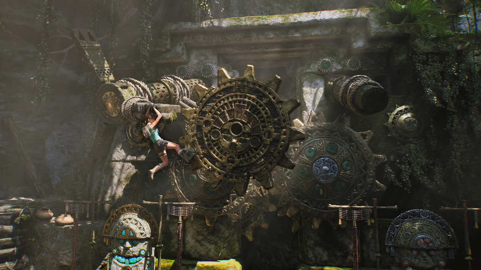 An official screenshot of Lara Croft navigating in Tomb Raider: Legacy of Atlantis