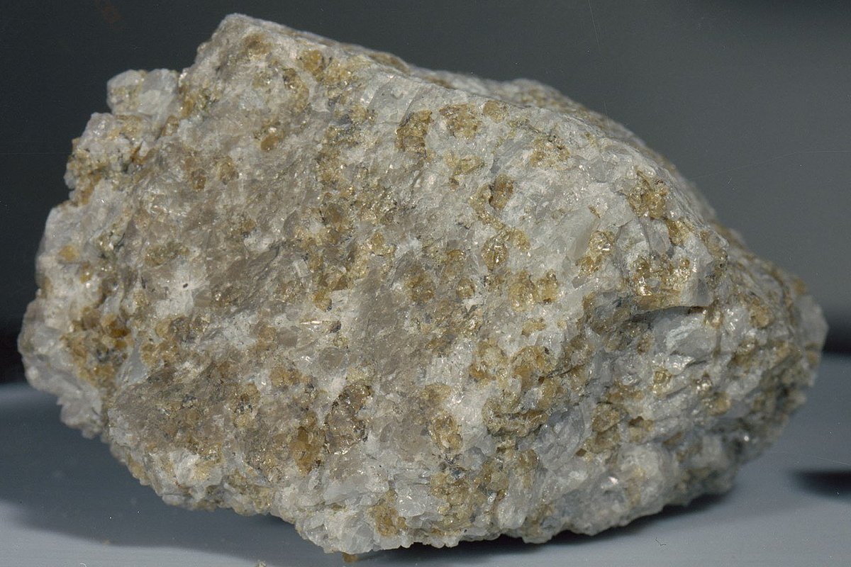 Hydrogen found in Moon rocks for the first time in discovery that could ...