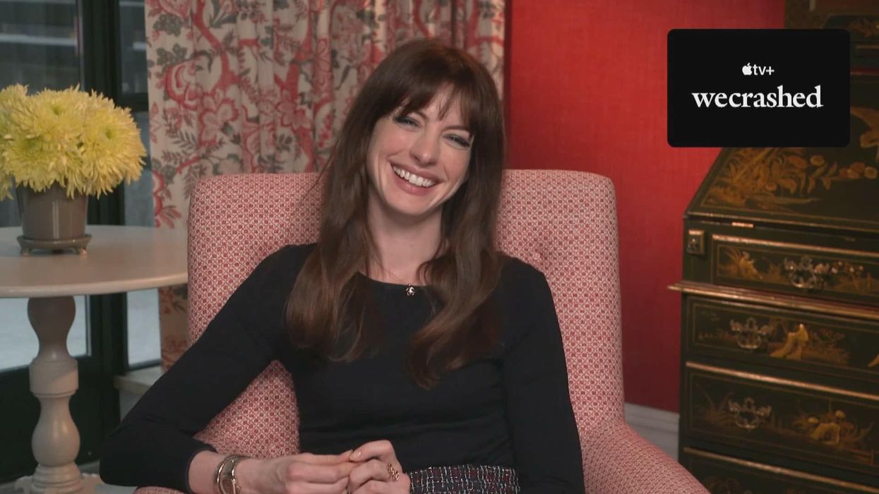 Photos of Anne Hathaway, 39, 'ageing backwards' spark debate