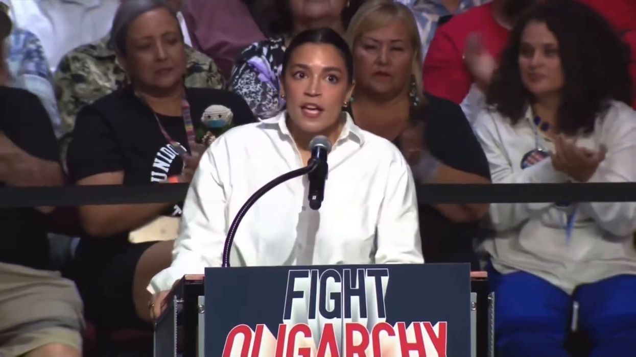 'Trump is a criminal' AOC gives scathing speech in Bakersfield