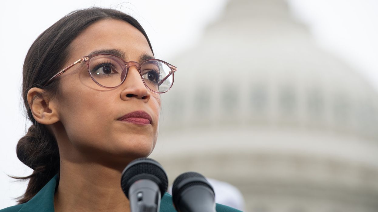 <p>AOC urged Texans to call for Cruz’ resignation </p>