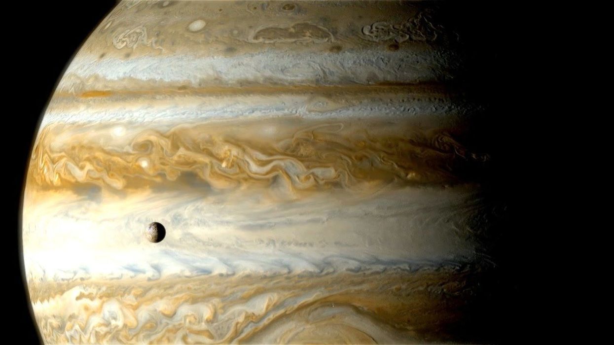 Jupiter is shrinking and it could unlock solar system secrets