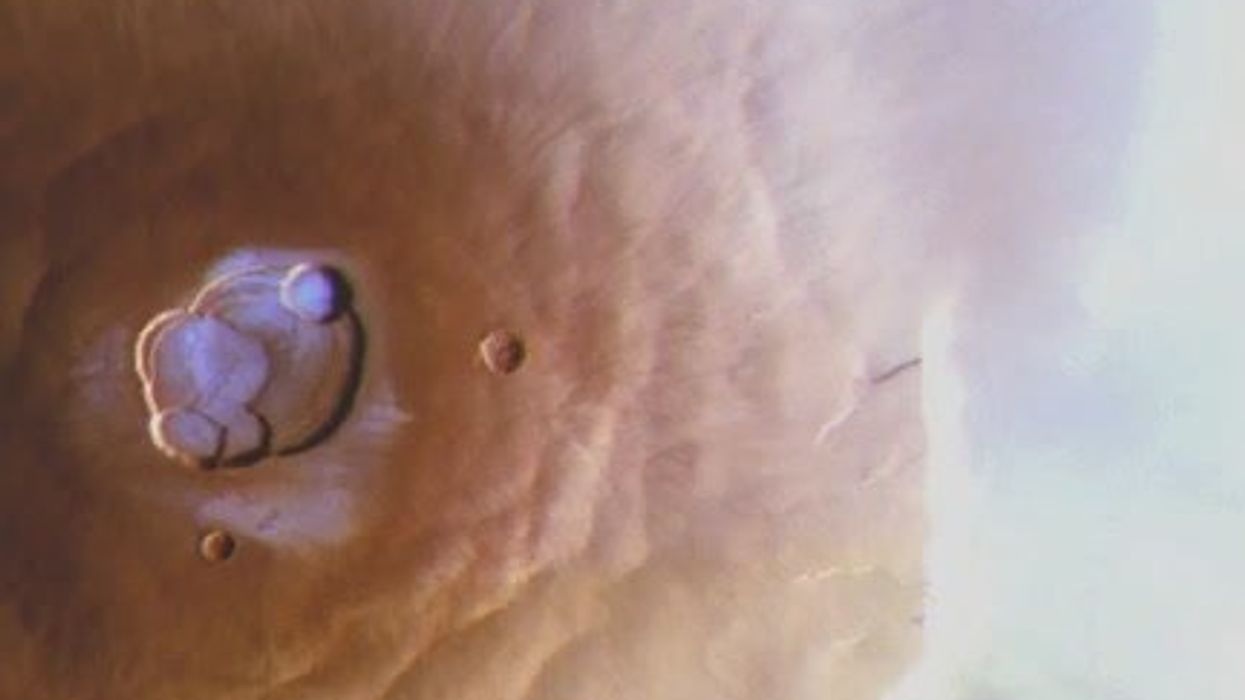 Thousands of tonnes of water frost discovered on Mars