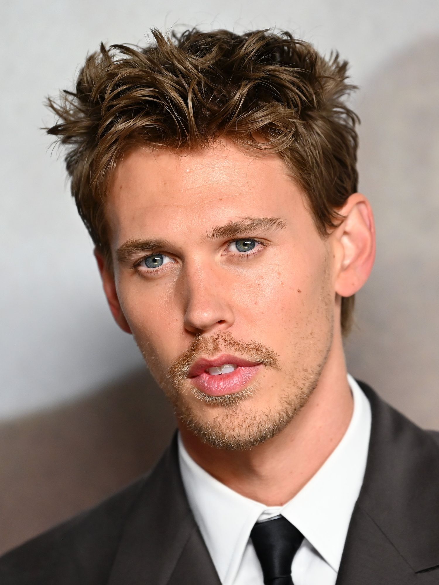 Austin Butler required a dialect coach to get rid of his famous Elvis accent