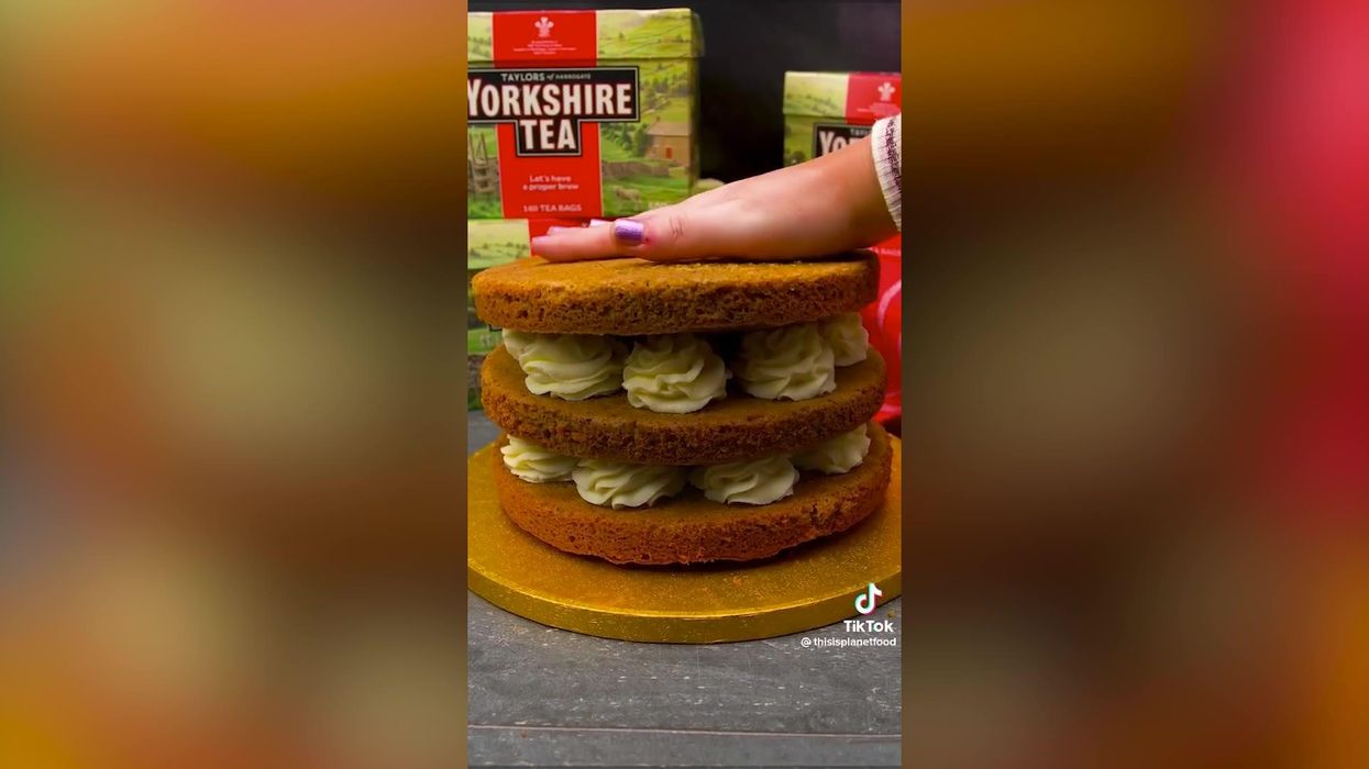 Baker makes Yorkshire Tea-flavoured cake using actual tea bags