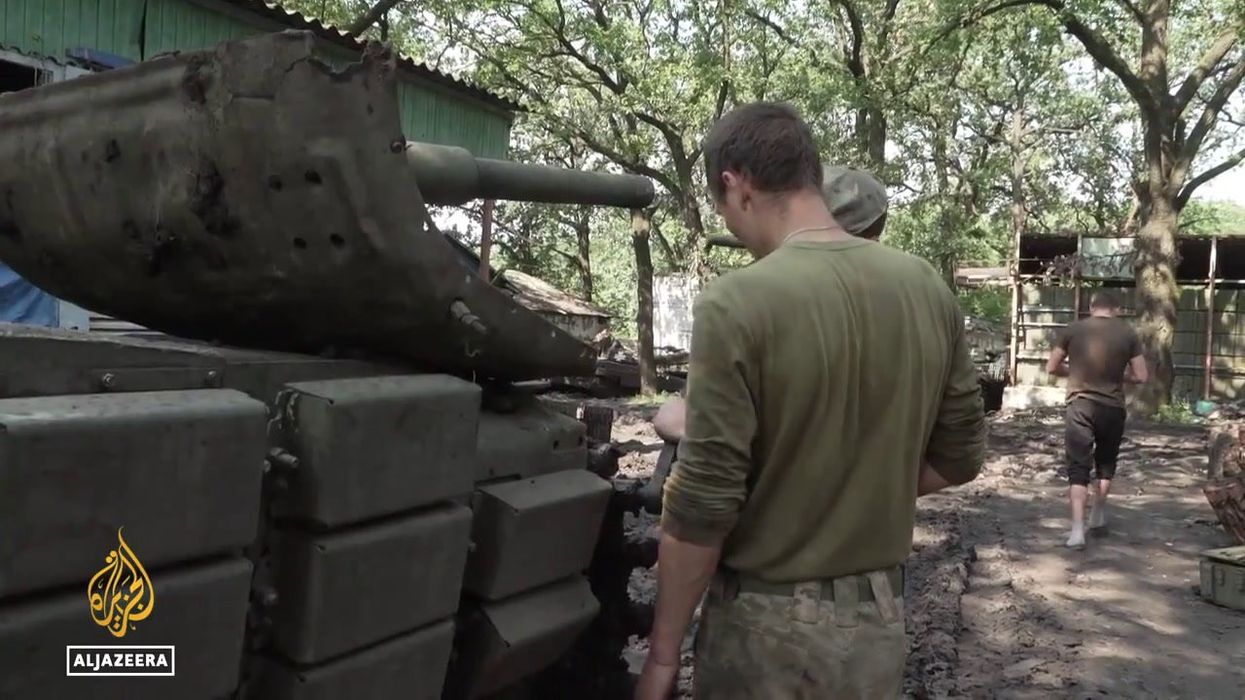 Ukrainian pilots say they are flashed by women to boost their morale