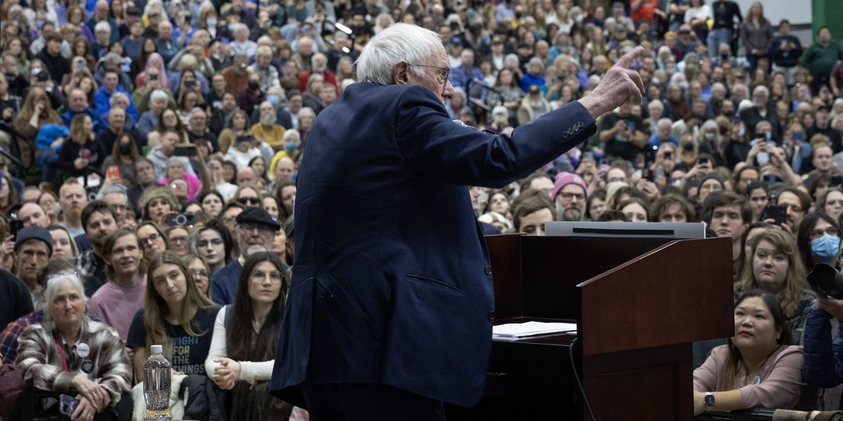 Trump’s crowd sizes are being debated again - as Bernie Sanders holds ...