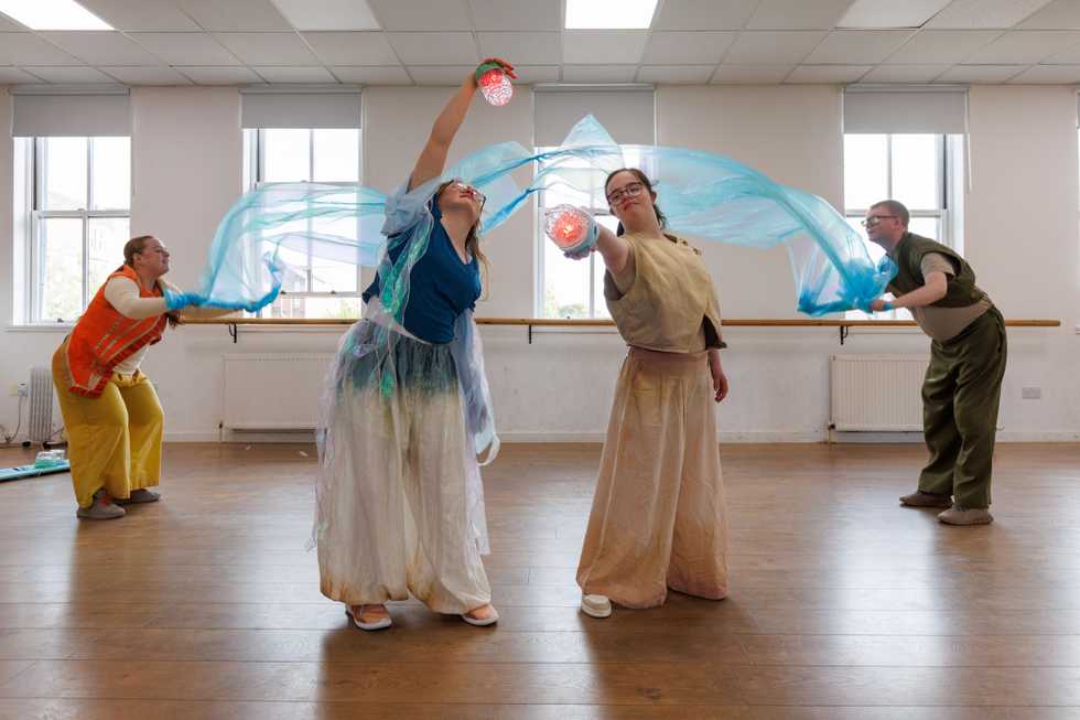 Young Scots with learning disabilities take dance performance on the road