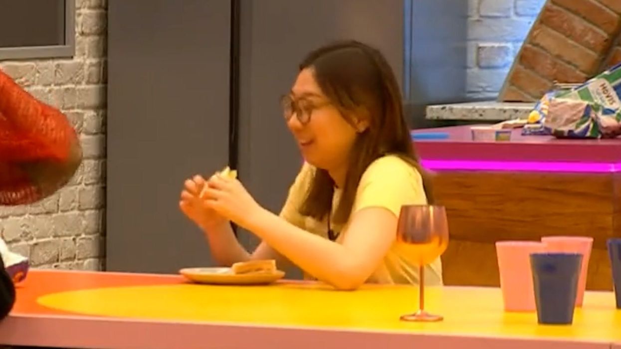 Big Brother's Yinrun tries first ever crisp sandwich in wholesome moment