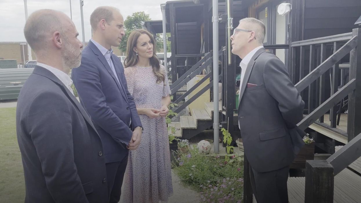 Big Issue seller shows Duke and Duchess of Cambridge around his home
