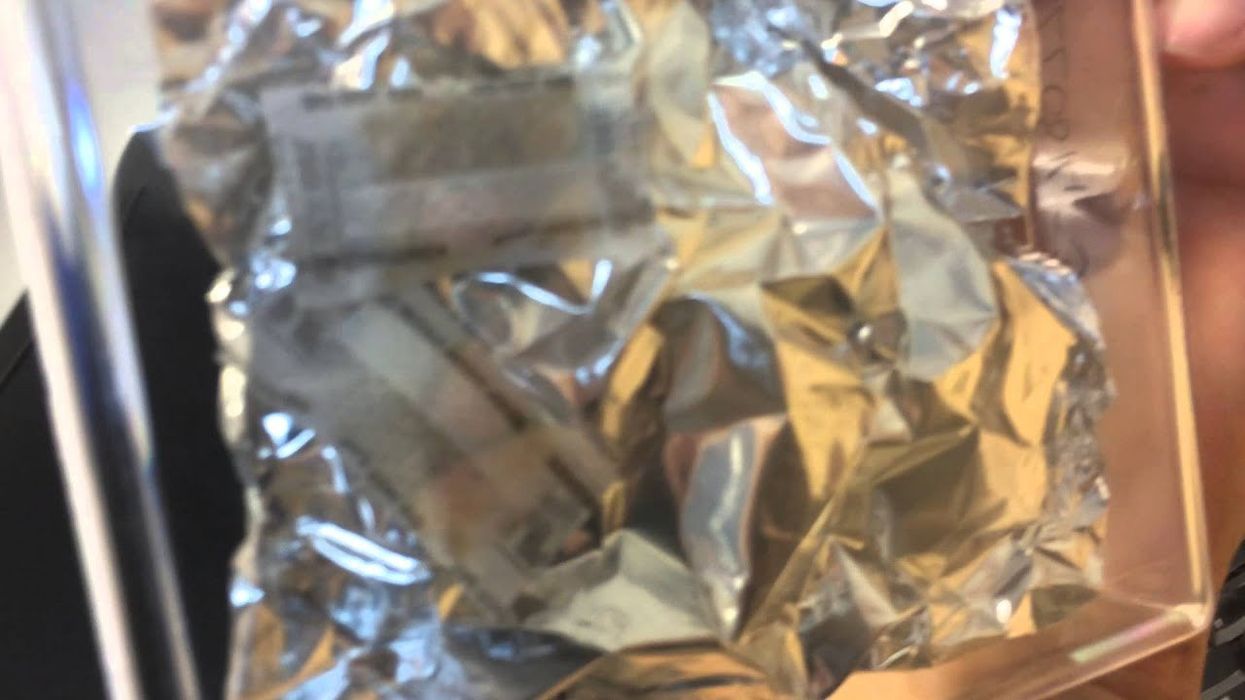 Image of the the darkest colour on Earth, 'Vantablack,' has people convinced it's edited