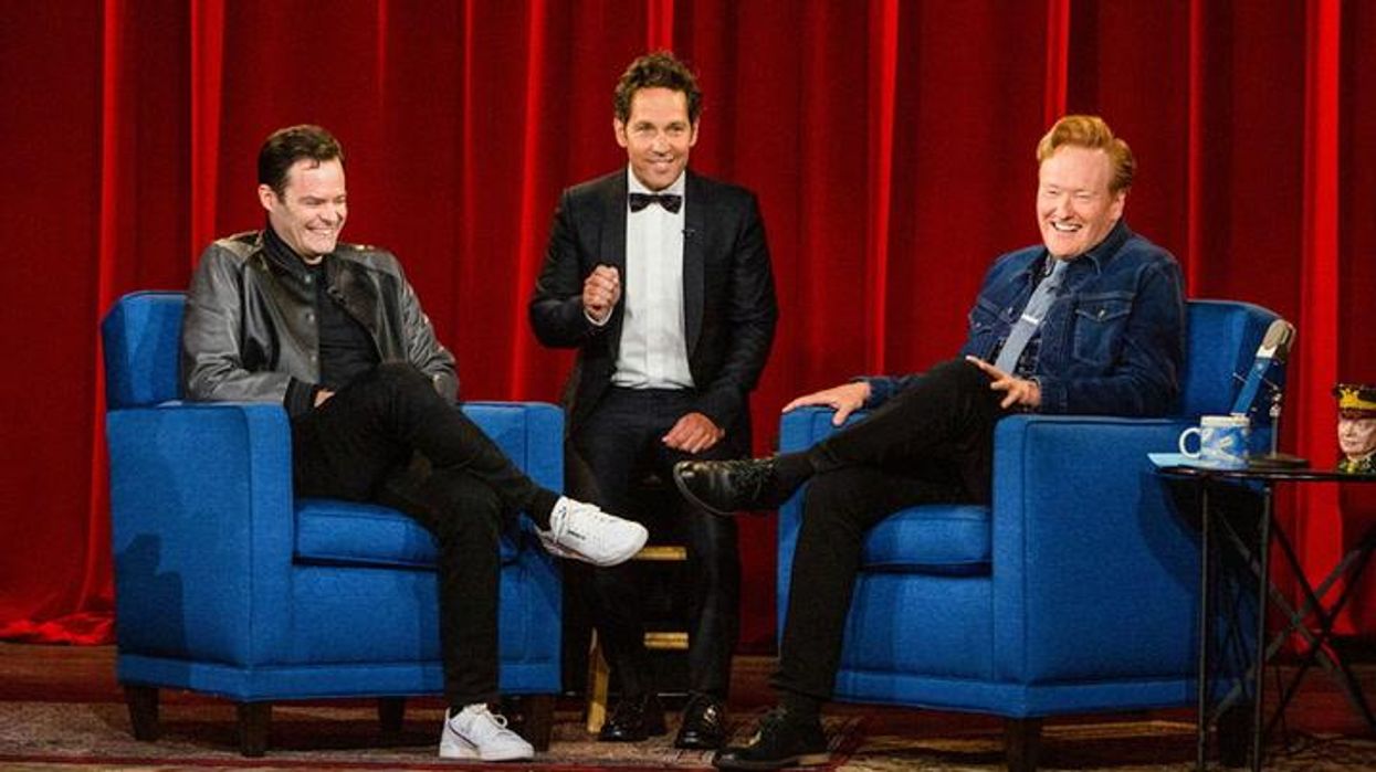 Bill Hader was the only one wearing a mask at last night's Emmys and people were inspired