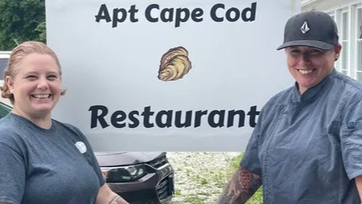 <p>Brandi and Regina Felt Castellano, the restaurant owners who wanted to encourage a message of kindness</p>