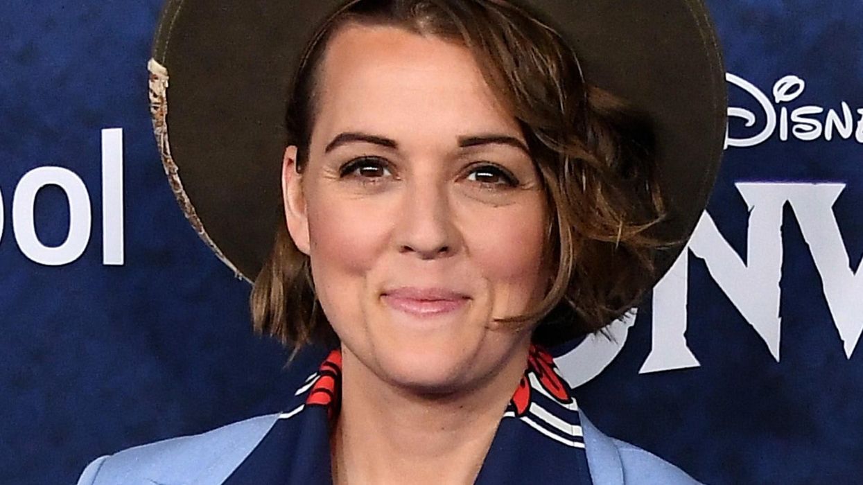 Foot whisperer unexpectedly finds love with her hypnotist