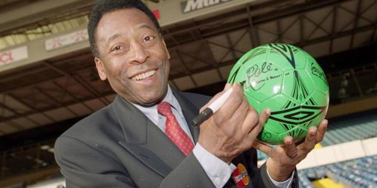 Messi and Ronaldo lead tributes to Pelé as football world mourns legend Messi and Ronaldo lead tributes to Pelé as football world mourns legend