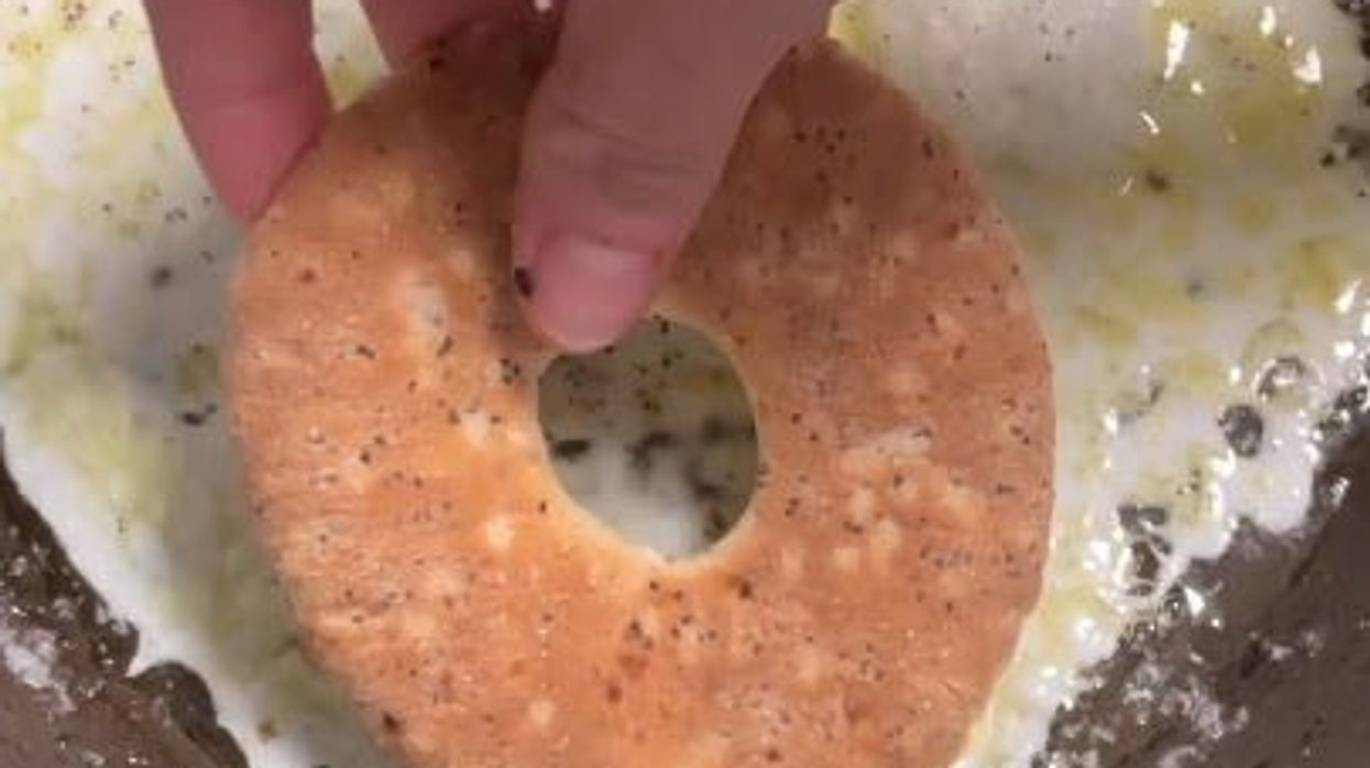 Are 'Y' cut sandwiches why you've been slicing sandwiches wrong?