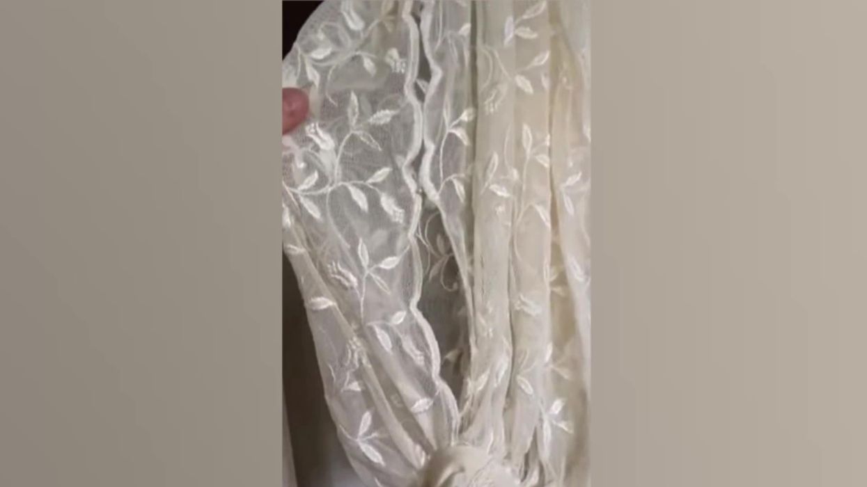 Woman left fuming after her 'fiancé' says that he never asked her to marry him