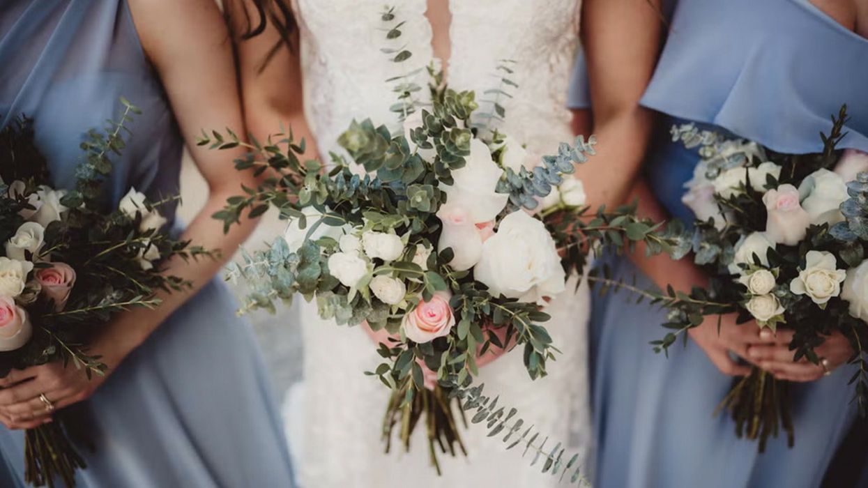 Woman drives 8 hours to colleague’s wedding only to receive humiliating snub