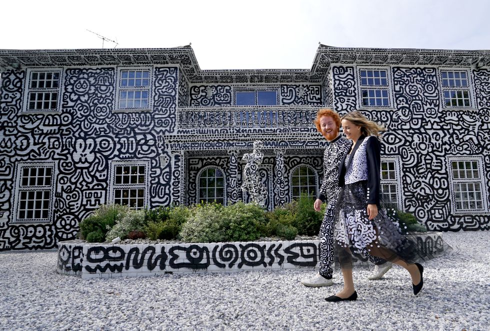 In Pictures: Artist unveils house with distinctive doodle decor