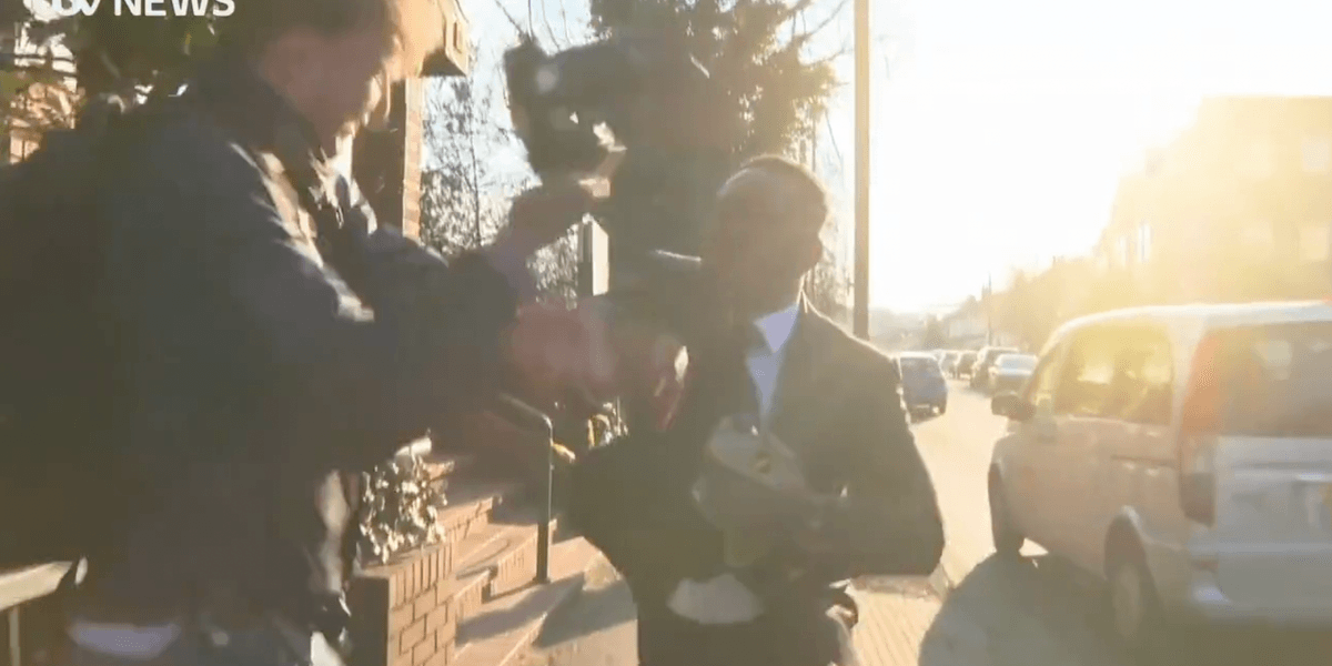 Dizzee Rascal Assault Dizzee Rascal throws photographer's camera across street after assault ...