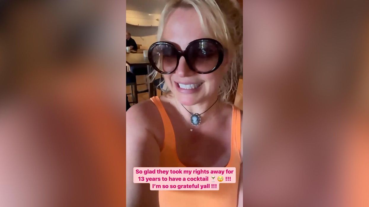 Britney Spears worries fans with Instagram post of a red square