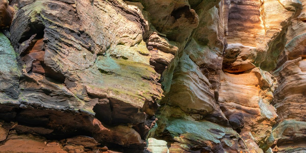 Origins of rocks that built the first continents discovered | indy100