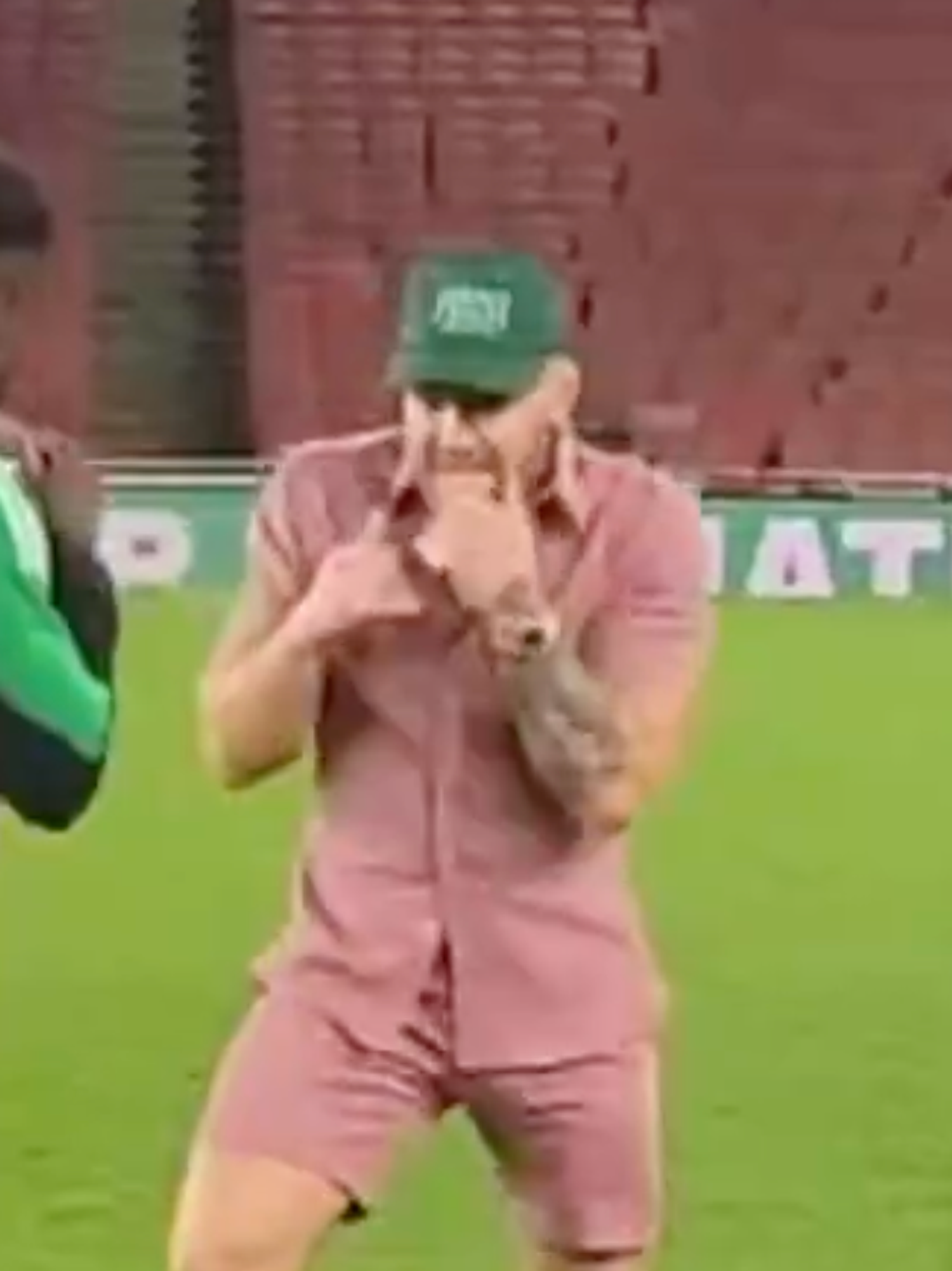Bukayo Saka and Conor McGregor shadowboxing