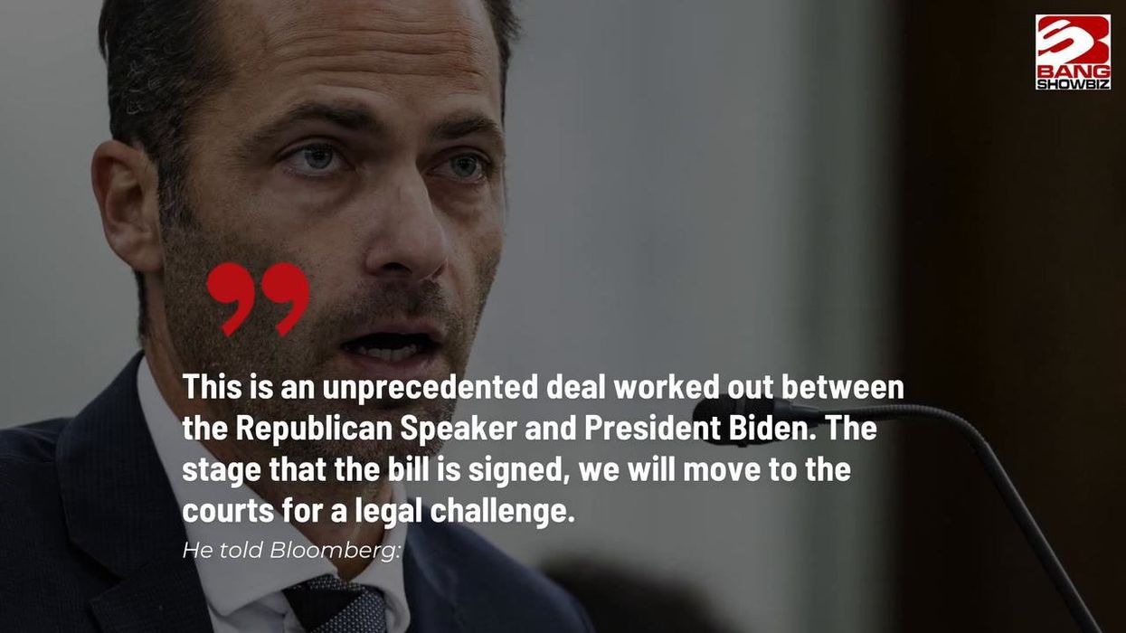 Woman sparks debate after making her friends go to the toilet in her garden