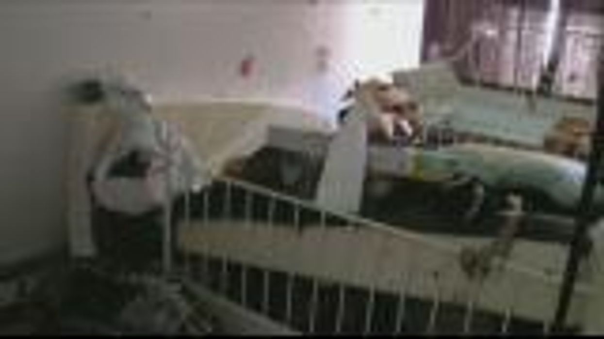 Woman shares look inside $650-a-month NYC apartment the size of a parking space