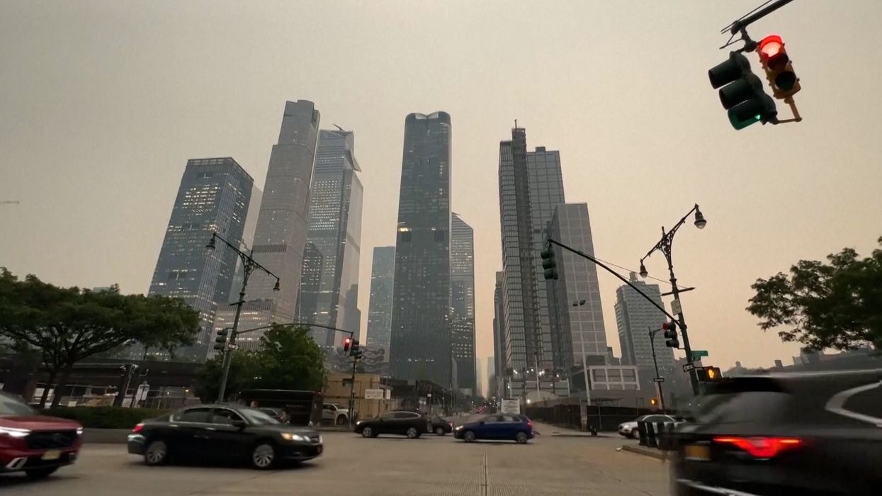 'Welcome to hell' billboard perfectly captures the mood amid New York air pollution