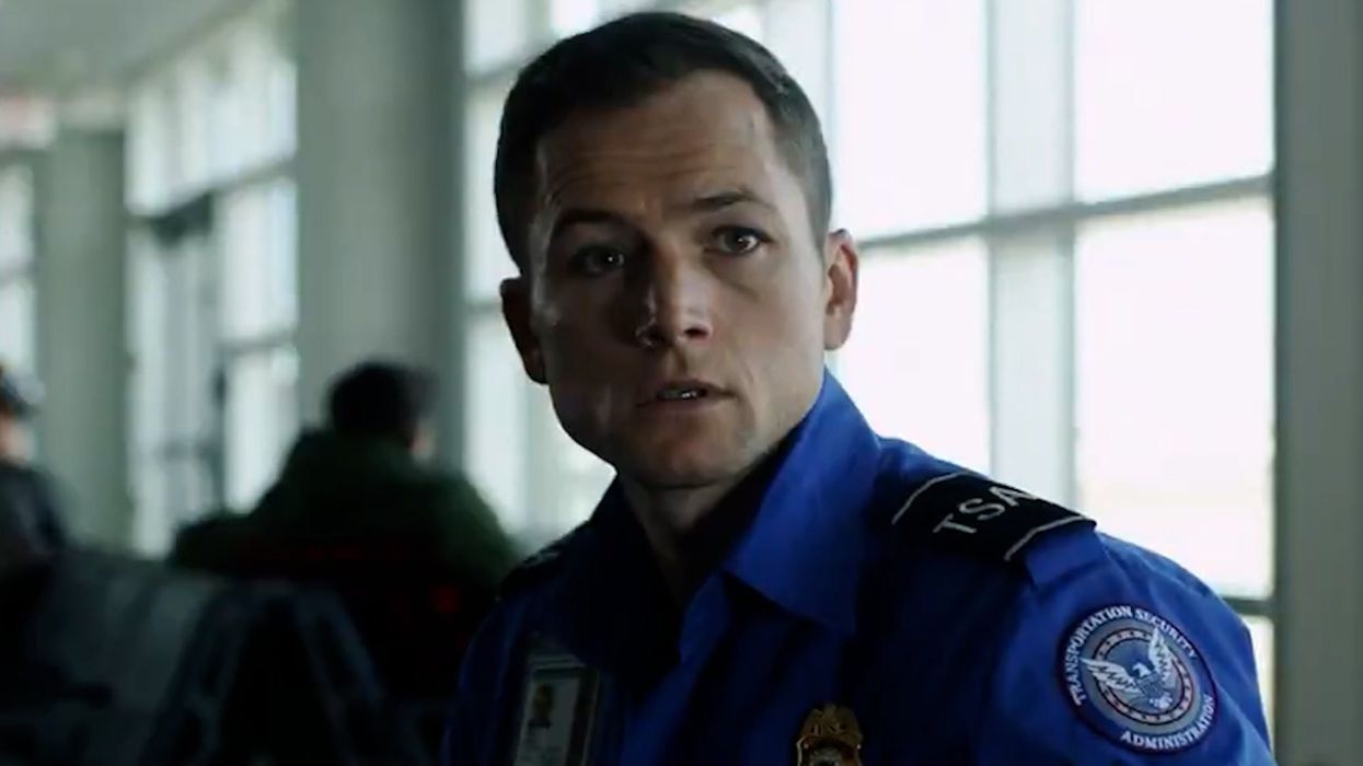 Fans of new Netflix Christmas film notice hilarious filming mistake